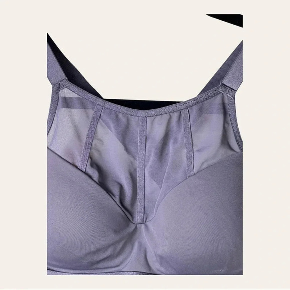 VICTORIA’S SECRET BRA PADDED WIRELESS‎ PEWTER IN COLOR MESH SIZE 36C - Picture 4 of 9